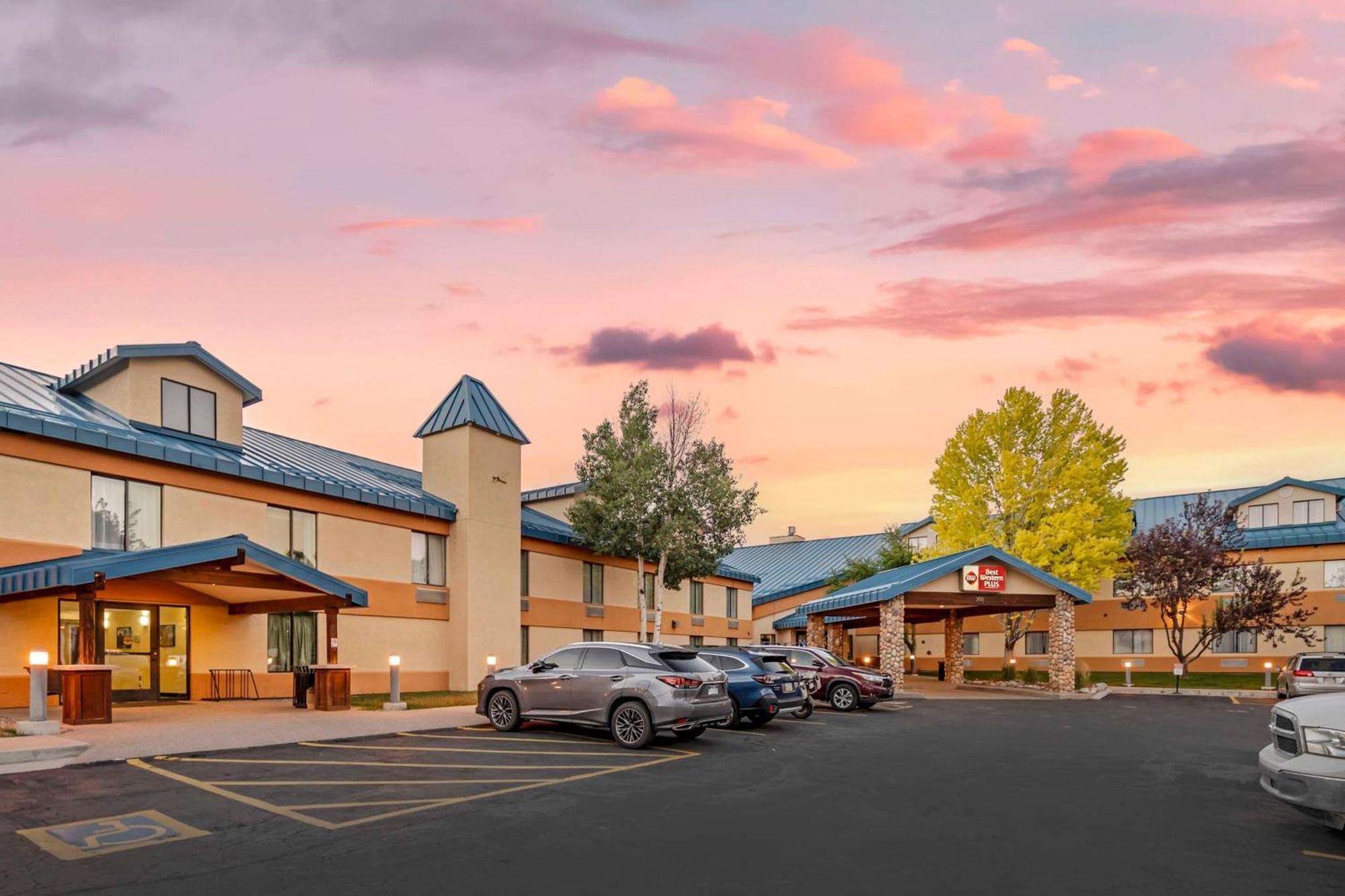 Best Western Plus Eagle Vail Airport Экстерьер фото